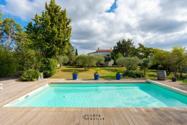 piscine villa marseille