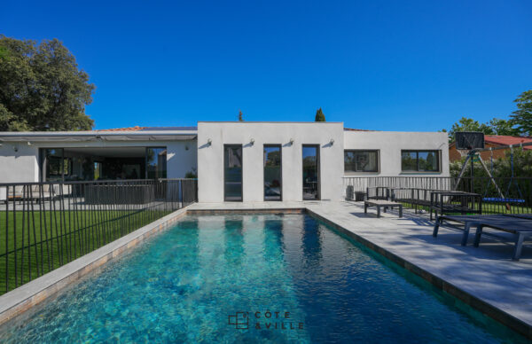 13012 | Saint Julien | Villa contemporaine | 400m2