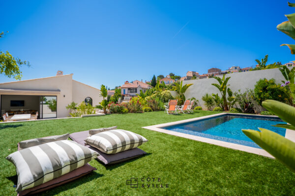 VILLA ROUCAS BLANC