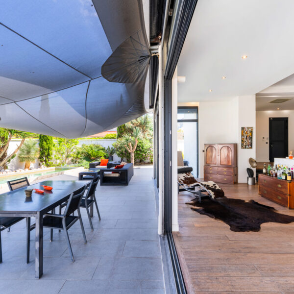 Villa contemporaine vue mer Pointe Rouge – Image 4
