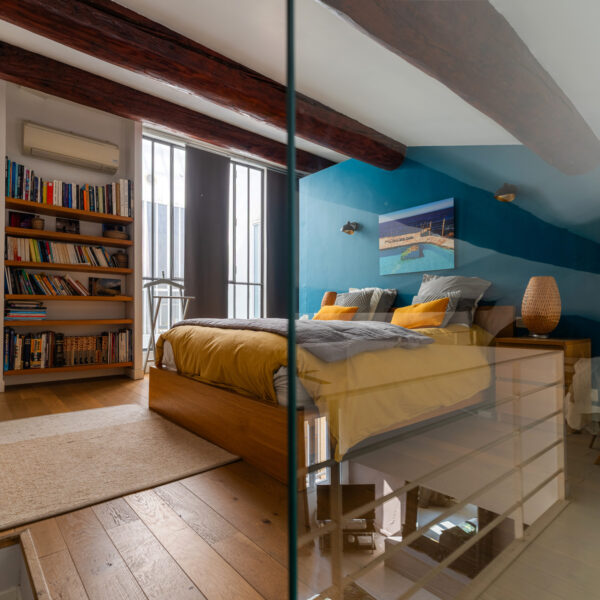 Magnifique Loft d'architecte de 150 m2 sur le Vieux Port – Image 8