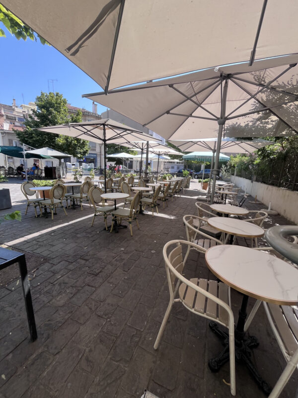 BAR RESTAURANT LICENCE 4