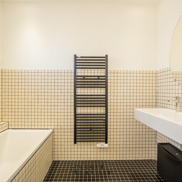 DERNIER ETAGE VUE MER – Image 8