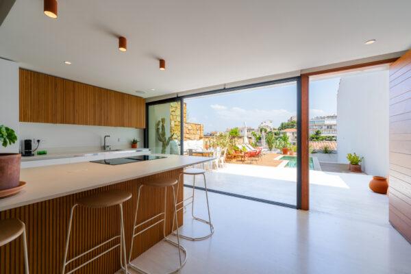 Marseille 7ème, Bompard, Maison design avec piscine