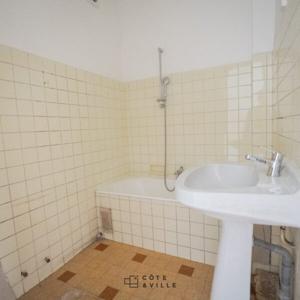 Appartement T2   42 m2   Marseille 13005   À rénover – Image 6