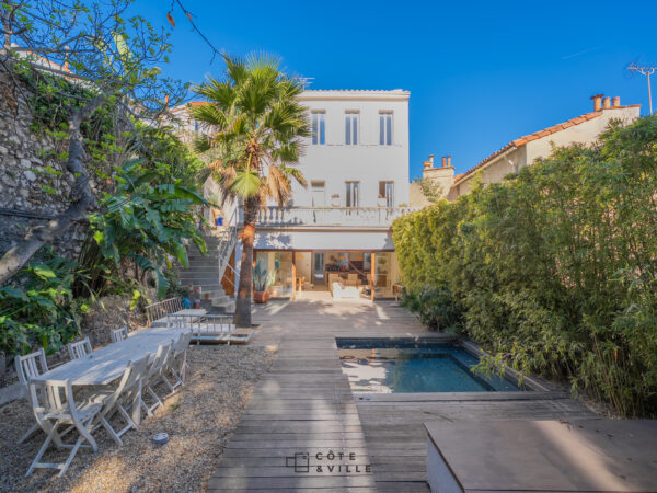 Maison de Maître avec jardin et piscine, Endoume