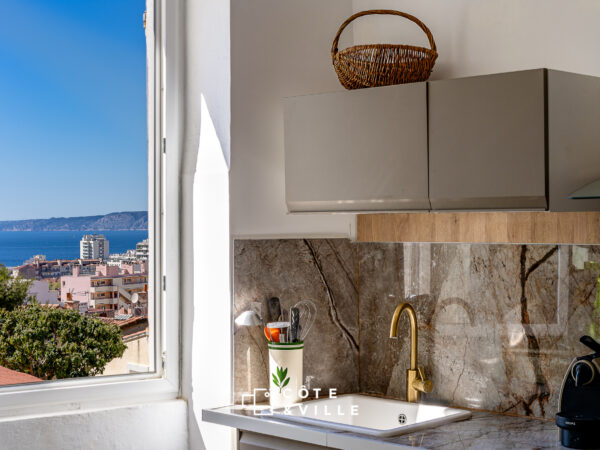 Endoume I T3 I 70m2 I Extérieur I Vue mer et Notre Dame de La Garde
