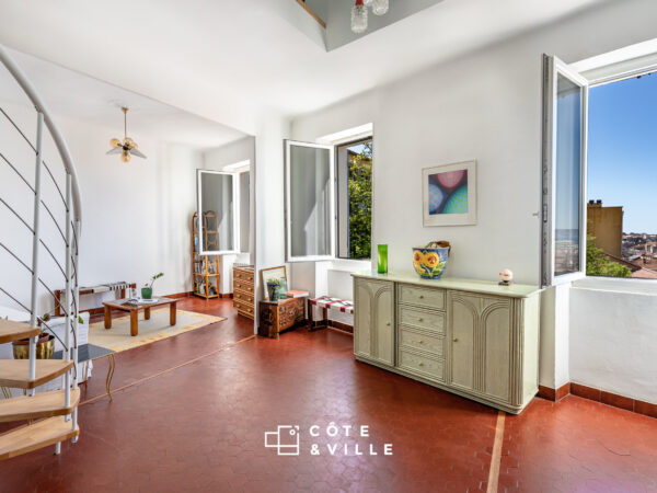 Endoume I T3 I 70m2 I Extérieur I Vue mer et Notre Dame de La Garde